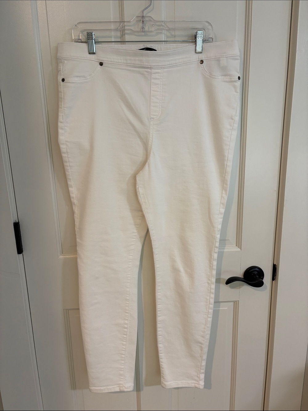 Simply Vera By Vera Wang XL Contemporary White Denim Jeggings